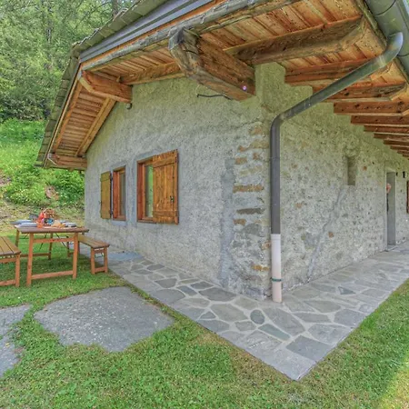 펜션 Girasole Val Veny Cir Vda 0151